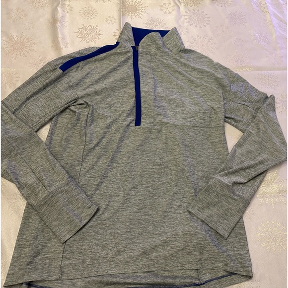 UA men’s grey, long sleeve 1/4 zip pullover. Size medium - Picture 1 of 3